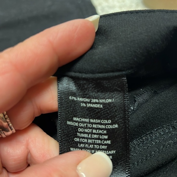 Like New KUT From the Kloth Black Diana Pants - Picture 3 of 4